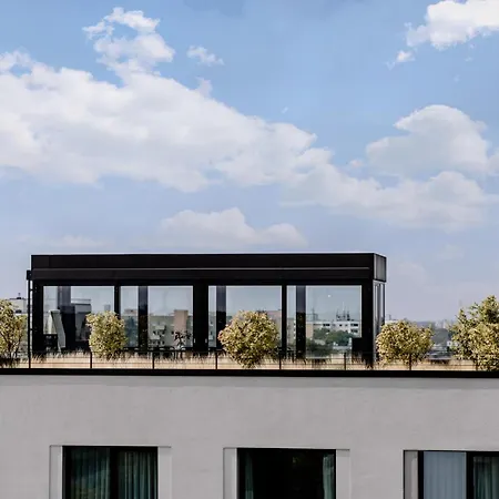 The Flag M. Apartmanhotel 3*