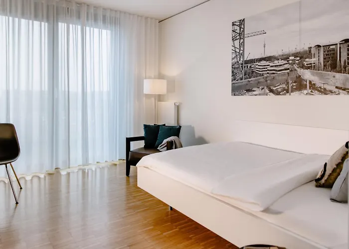 The Flag M. 3* Monaco di Baviera