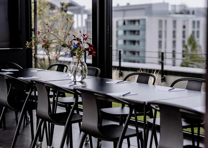 The Flag M. Aparthotel