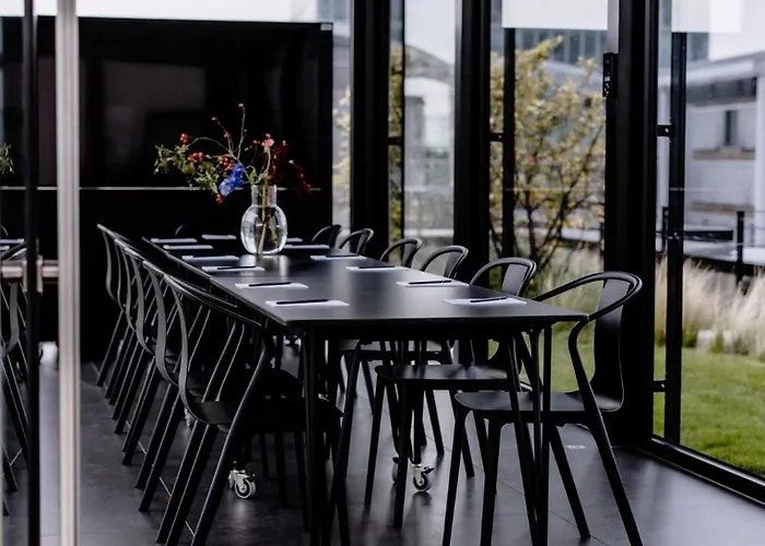 Aparthotel The Flag M.