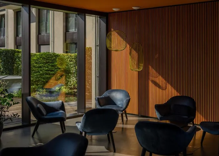 Aparthotel The Flag M. 3*